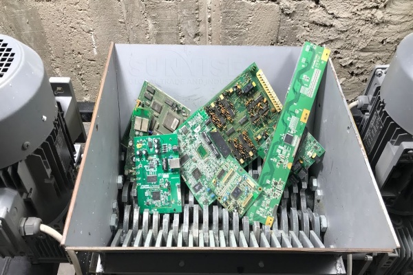 Circuit Board Shredder Circuit Board Shredder